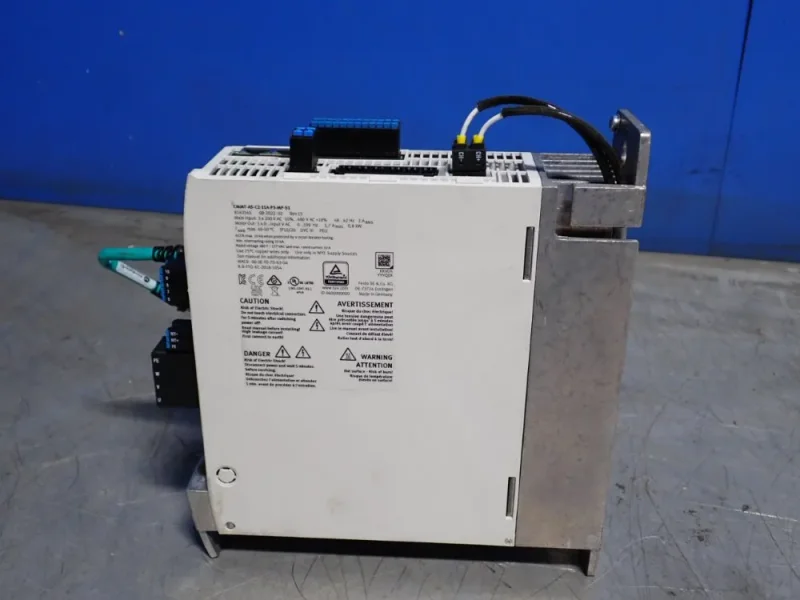 FESTO SERVO CONTROL   -  CMMT-AS-C2-11A-P3-MP-S1