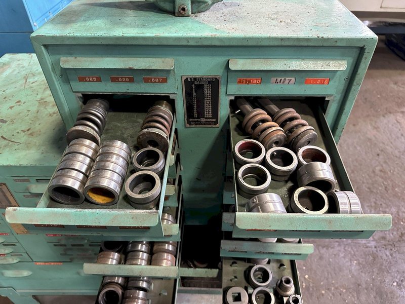STRIPPIT MODEL 30/30 PUNCH TOOLING &amp; HOLDERS: STOCK #15900