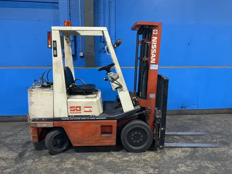 Nissan 4700 Lbs Propane Forklift - Cpho2a25v