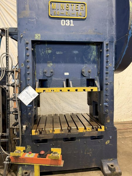 160 TON MINSTER 50-6 1/2-54 STRAIGHT SIDE DOUBLE CRANK PRESS. STOCK # 0470124