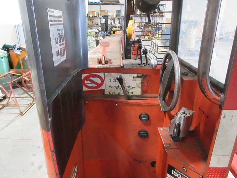 Raymond 071-SL60TF Narrow Aisle Electric Side Loader – 6,000 lb Capacity – 36V – 2-Stage 240" Lift Height- Auction Item