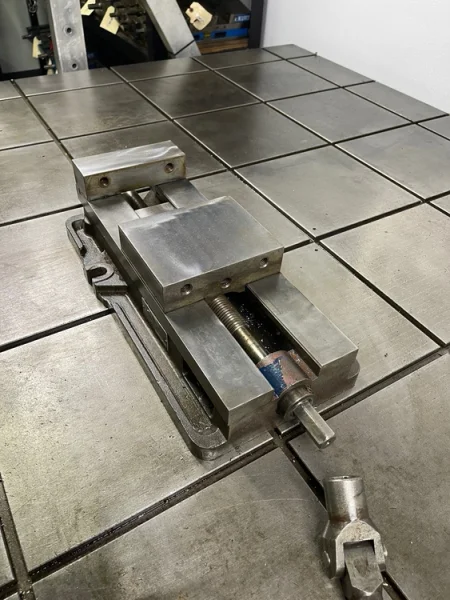 PARLEC P-688 6&quot; Machine Vise Machinist Vise #6874