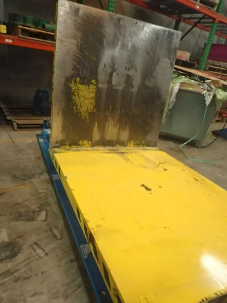 6,000 LBS MAX MODEL #LPTT-UP-60-90 HYDRAULIC PALLET TILTER: YOBRO #25893