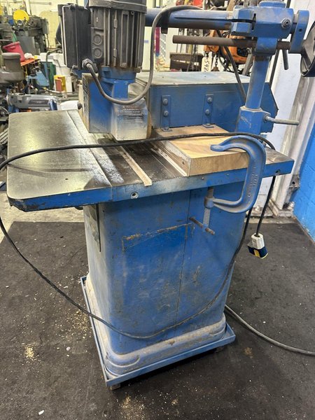 POWERMATIC WOOD SHAPER WITH STOCK FEEDER: STOCK #77451