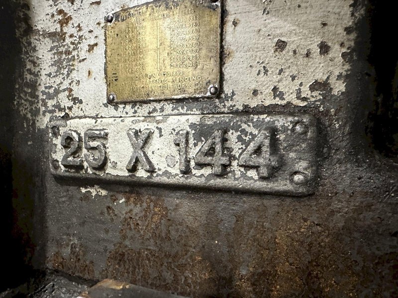 32" X 168" AMERICAN PACEMAKER HEAVY DUTY ENGINE LATHE, 3" HOLE: STOCK #20075