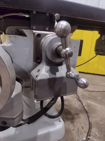 2 HP BRIDGEPORT SERIES 1 VARIABLE SPEED RAM STYLE KNEE MILL : STOCK #19924