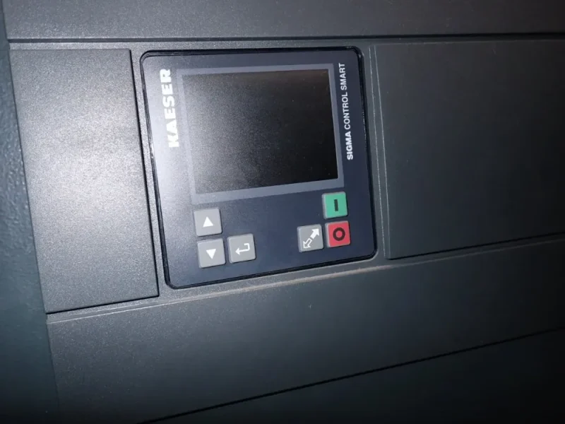 KAESER REFRIGERATED DRYER  -  TE122