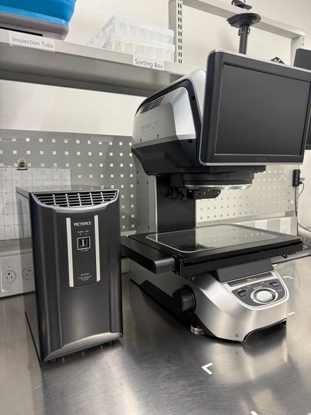 Keyence IM-8030 Image Dimension Measurement System, 2023