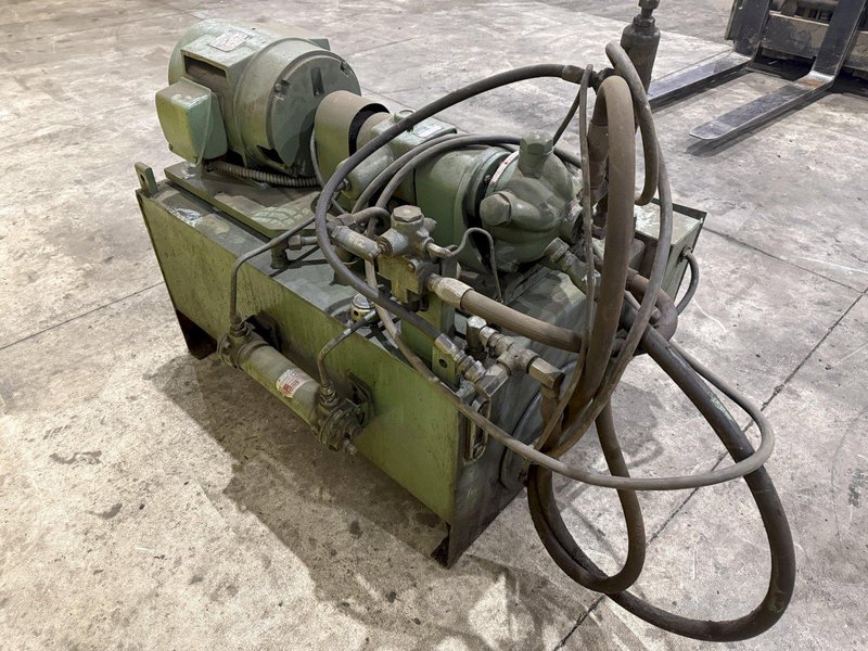 20 HP CONTINENTAL HYDRAULIC POWER UNIT @ 15 GPM: YOBRO #24073