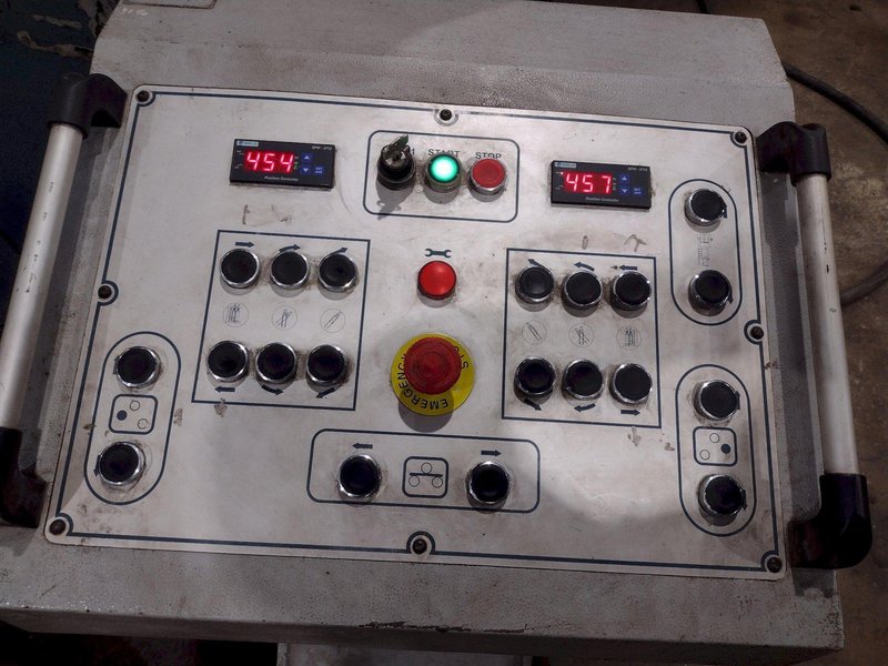 6" X 6" X 3/4" DURMA MODEL #PBH240 HYDRAULIC ANGLE BENDING ROLL, NEW 2009: STOCK #16892