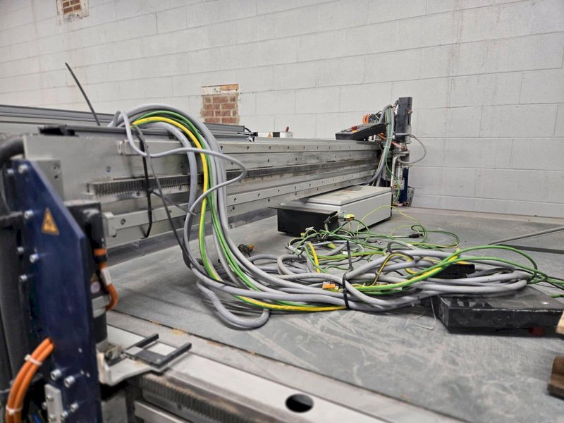 Schmidt &amp; Heinzmann AutoCut SMC Cutting Table System