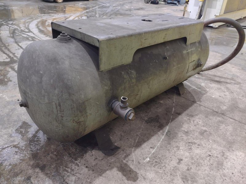 200 PSI KAGARD HORIZONTAL AIR RECEIVER SURGE TANK : YOBRO #25154