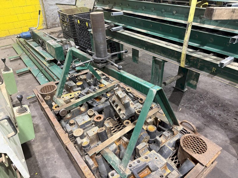 2001 BERCO PT250 TRACK PRESS WITH WTC ELECTRIC IMPACT WRENCH &amp; CONVEYOR: YOBRO #24374