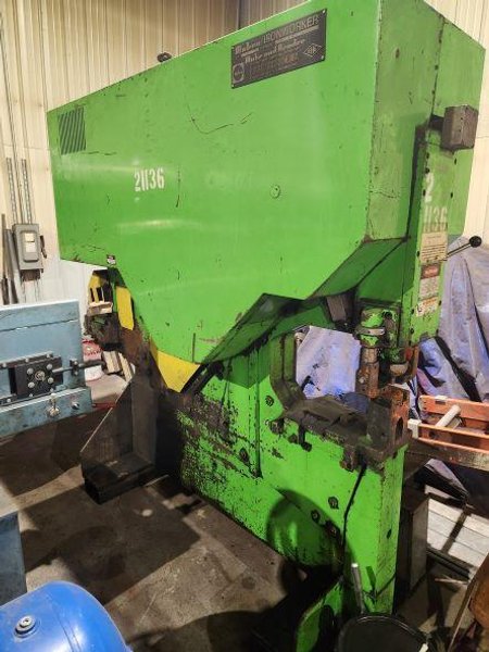 110 Ton Mubea KBL-1100 Ironworker