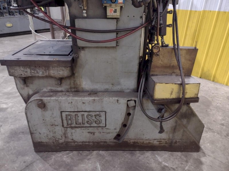 60 TON BLISS MODEL #C60 OBI STAMPING PRESS 4" STROKE: YOBRO #24295