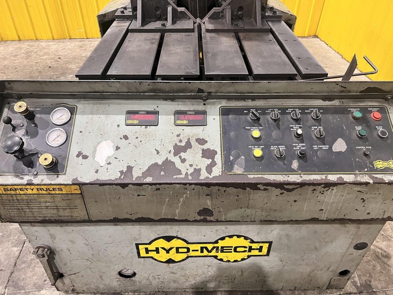 18" X 20" HYD-MECH MODEL #V-18 SEMI-AUTOMATIC VERTICAL BANDSAW: YOBRO #24580
