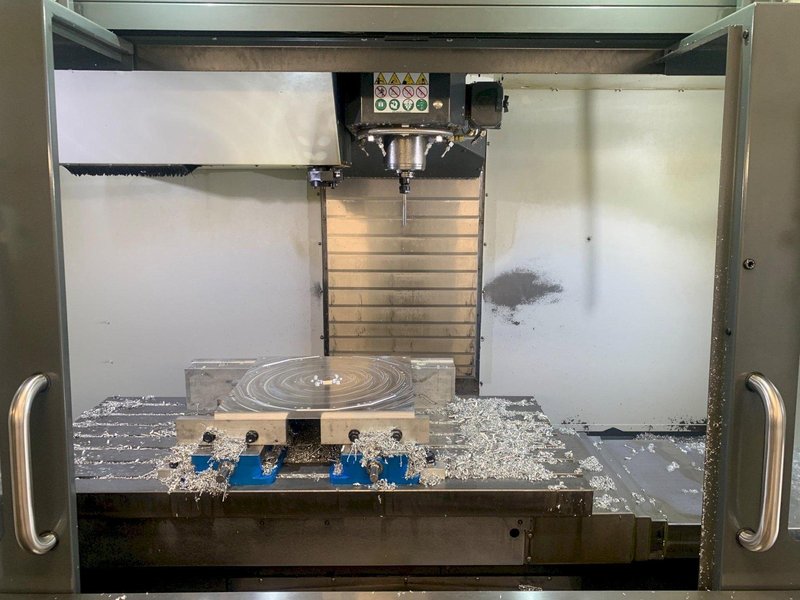 2019 HAAS VF-5/40 4 Axis Ready, 10K Geared, Remote Jog, 24+1 Side ATC Vertical Machining Center