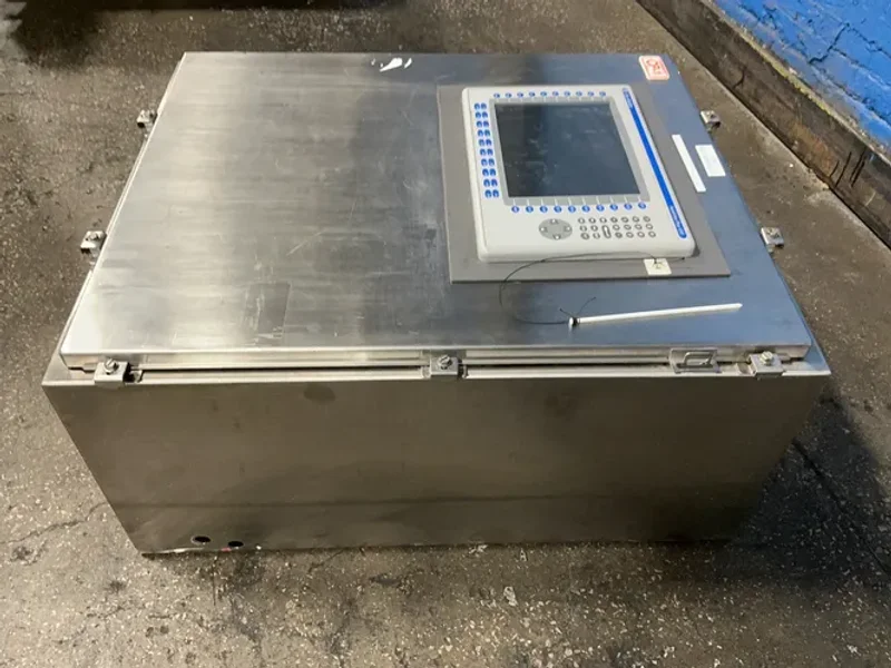 HOFFMAN, ALLEN-BRADLEY CONTROL PANEL BOX WITH PANELVIEW 1250   -  PANELVIEW PLUS 1250