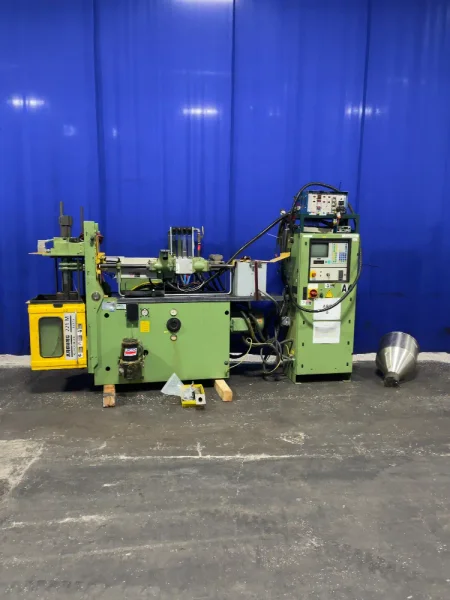 ARBURG 350 KN INJECTION MOLDER  -  221 M 350-75 U