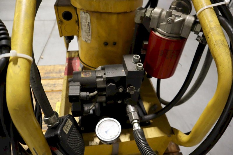 Enerpac GPER5420GFH Electric Hydraulic Pump Unit, 10,000 PSI with 5 Gallon Oil Tank- Auction Item