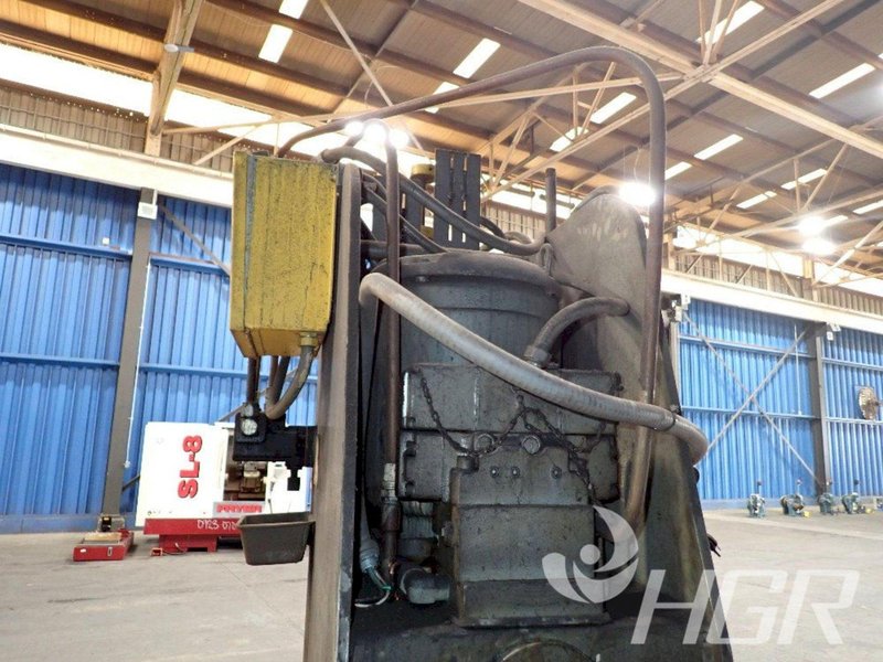 10 TON NORTHERN HYDRAULIC PRESS