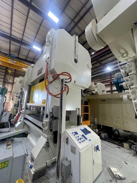 400-ton Blow Press #SC2-400-120-60 Straight Side Mechanical Metal Stamping Press For Sale, Year 2005