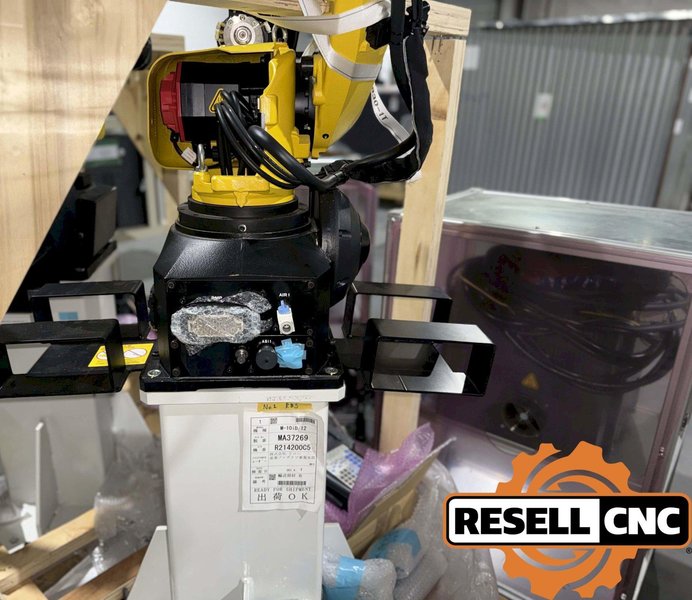 2021 Fanuc M-10iD/12 Robot
