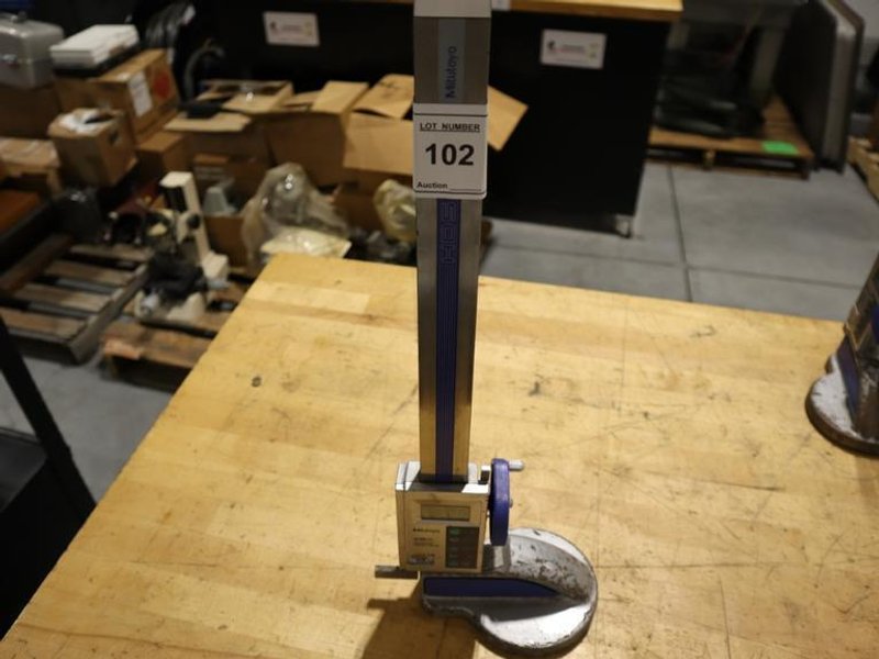 Mitutoyo HDS-H12"C Absolut Digimatic Height Gage- Auction Item