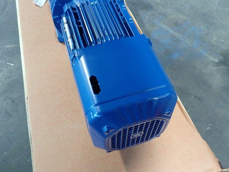SEW EURODRIVE 1.5HP GEAR MOTOR  -  KA77B DRN90S4/BE2HR