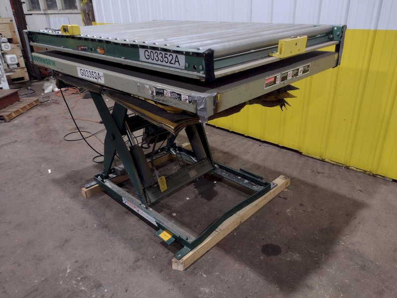 3,000 LBS 72" X 48" SOUTHWORTH LIFT TABLE W/ ROTATING TOP: STOCK #20938