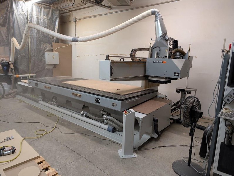 5’ x 12’ Holzher Uni-Master 7226Me CNC Router, 2006 – Tool Changer, 2 Becker Pumps