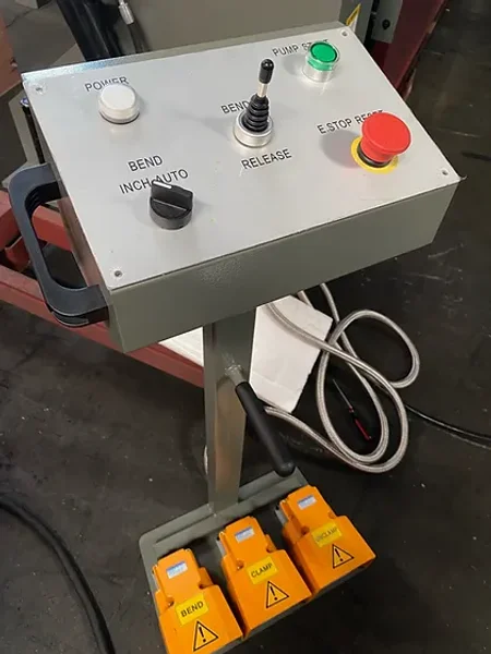 NEW 72" X 10 GAUGE GMC MODEL HBB-0610 HYDRAULIC BOX AND PAN BRAKE