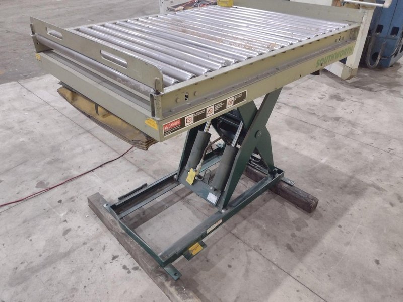 3800 LBS X 60" X 42" SOUTHWORTH MODEL #LS4-36 HYDRAULIC SCISSOR LIFT TABLE WITH ROLLER TOP, 110 VOLT: STOCK #20884