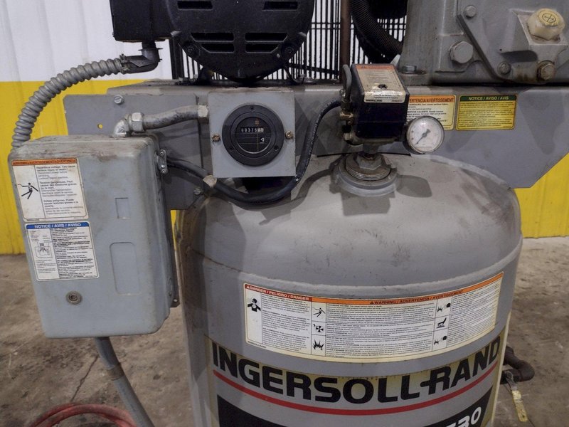 5 HP INGERSOLL RAND MODEL #PKG 2475NS 5S2 4M 175 PSIG VERTICAL TANK RECIPROCATING AIR COMPRESSOR &amp; HANKIINSON AIR DRYER: YOBRO 26151