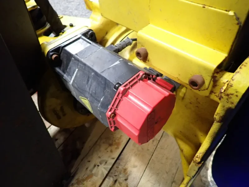 FANUC ROBOT  -  M-6i