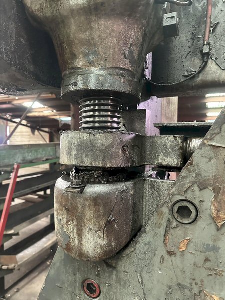 225 TON X 12' CINCINNATI MODEL #9 MECHANICAL PRESS BRAKE: STOCK #22781