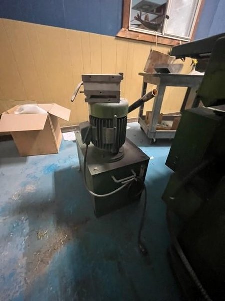 FREEPORT SURFACE GRINDER STOCK #3521