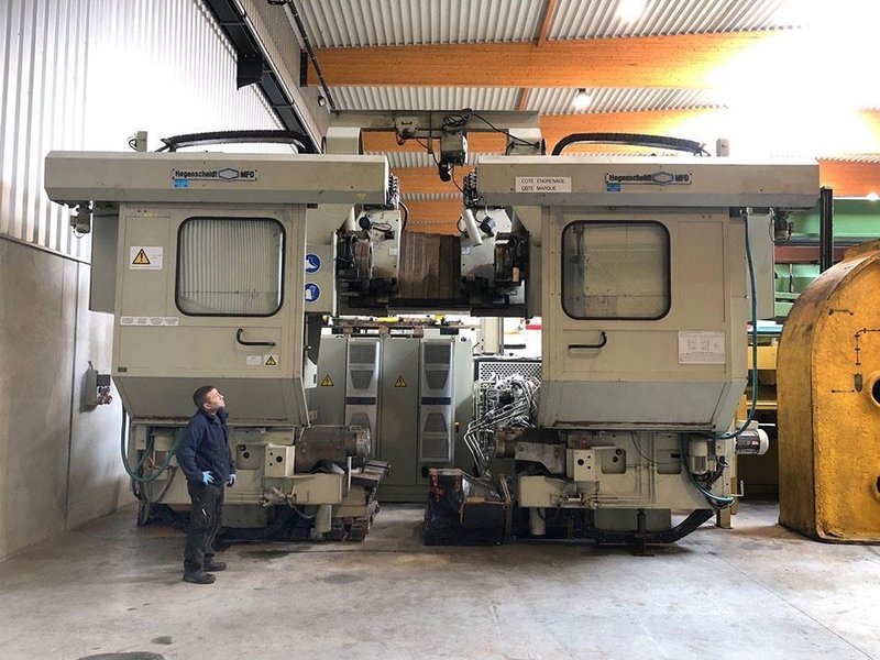 Hegenscheidt - PN 190 CNC PORTAL WHEELSET LATHE