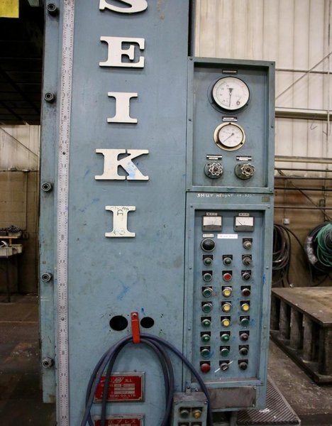 200 TON ABESEIKI CDS-2520-200M HYDRAULIC SPOTTING PRESS. STOCK # 0771726