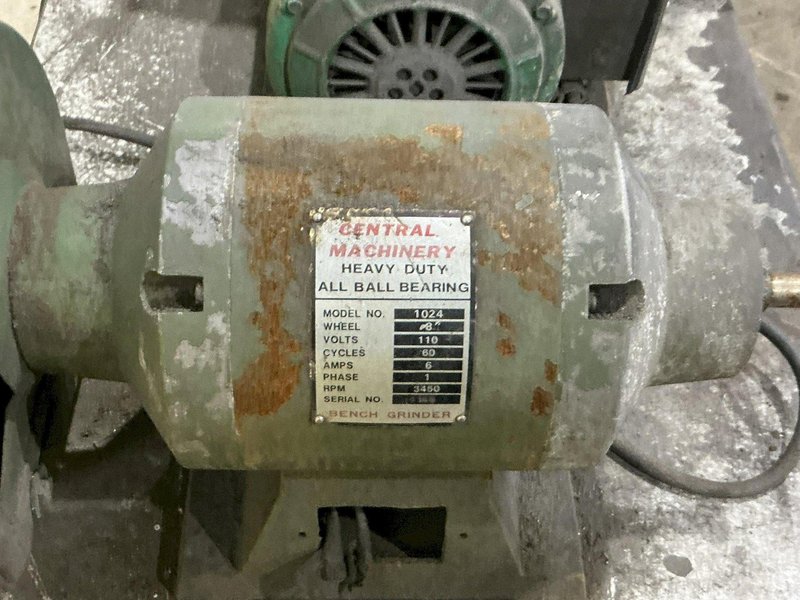 BURR KING MODEL #760 BELT SANDER &amp; CENTRAL MACHINERY MODEL #1024 DOUBLE END GRINDER ON COMMON BASE: YOBRO #24820