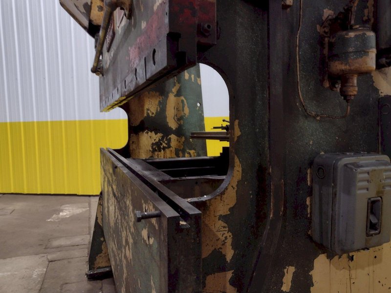 45 TON X 6' CHICAGO D&amp;K MODEL #56-A MECHANICAL PRESS BRAKE WITH CNC BACK GAUGE: STOCK #19652