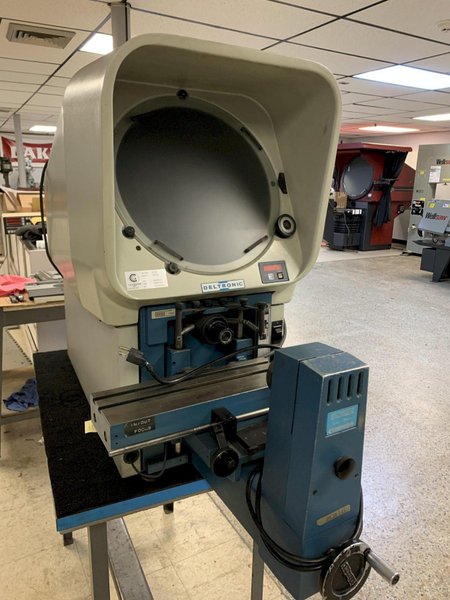 14&quot; DELTRONIC Model DH14 Bench Top Optical Comparator