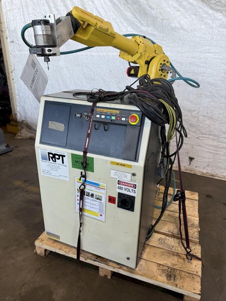 FANUC M-6iB/20 6 AXIS ROBOT W/ R-J3IB CONTROLLER. STOCK # 1005724