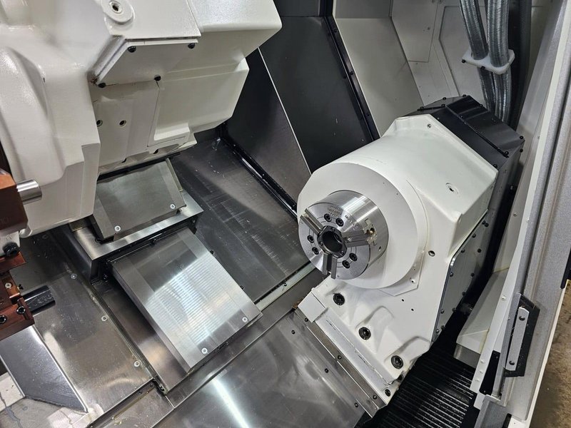 Okuma LB3000EX2-MYW 800 CNC Lathe, 2022 – Very Low Hours