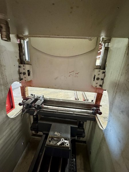 35 Ton x 4′ Baykal APHS  CNC Press Brake, 2008 – CNC Backguage