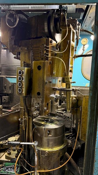 Nedschroef Model BV5 High Speed 4 Die Boltmaker