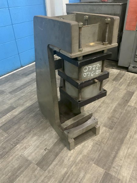 500 LB AIR PRESS: STOCK #80669