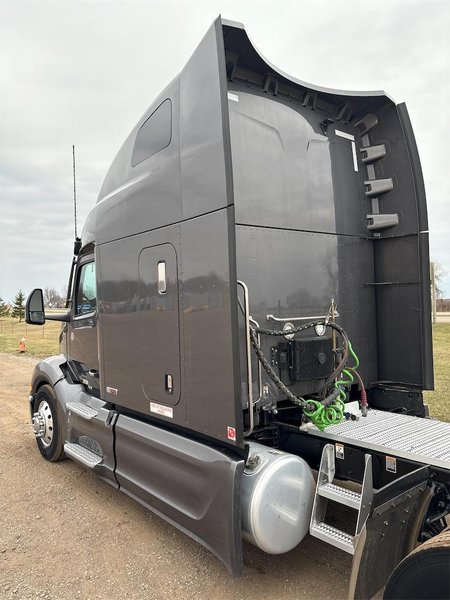 2024 Peterbilt 579 1XPBDP9X2RD895842
