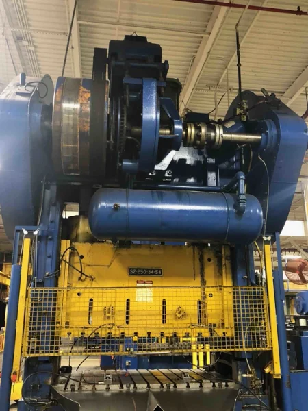 CLEARING 250 TON STRAIGHT SIDE PRESS, STOCK# 13974J
