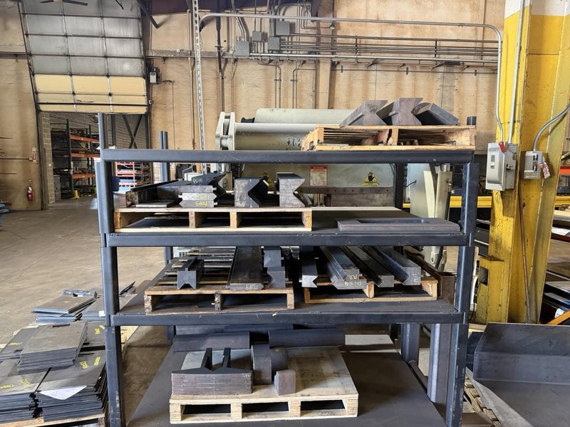 130 Ton x 8′ Accurpress 71308 Hydraulic Press Brake, 1999